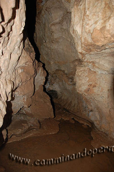 42 Grotta dei laghetti.JPG